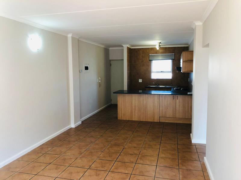 To Let 2 Bedroom Property for Rent in Vredekloof East Western Cape